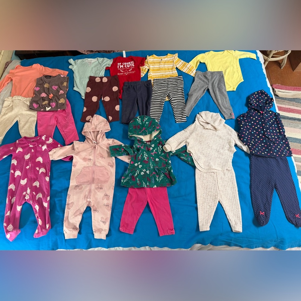 Toddler Girls 9 mos (a few 6/9 mos) Outfits Bundle